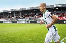 Maar hij is niet de enige wijziging in de basiself na de teleurstellende thuisnederlaag tegen sparta vorige week. Beim Fc Groningen Robben Mania Ex Bayern Star Gibt Sein Comeback Fussball Stuttgarter Zeitung