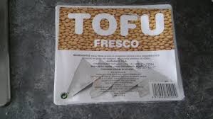 Tofu significa «cuajada de soja» en japonés, y es muy parecido al queso fresco, pero con más proteínas. Arroz Con Tofu Recetas Erasmus