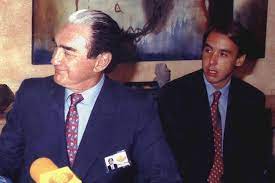 Emilio fernando azcárraga jean iii (spanish pronunciation: Mexican Tv Mogul Steps Down As Ceo Amid Programming Struggles Wsj