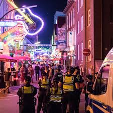 Schützenwiese 25 hildesheim kreis hildesheim niedersachsen. Nachrichten Aus Deutschland Hamburger Polizei Sprengt Sex Partys Stern De