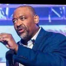 Derrick Bowles's Instagram, Twitter & Facebook