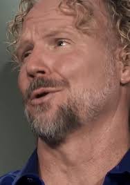 He definitely has narcissistic personality disorder. He hid it well in the  early years. I suspect because he was the undisputed center of attention.  That is where they thrive #sisterwives