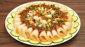 2斤五花肉 做一道重慶家常菜蒜泥白肉 一家人吃爽了 山哥山嫂 youtube in 2021 pork belly food breakfast