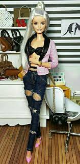 pin by ayse saracoglu on barbie bebekler barbie fashionista barbie fashion diy fashion
