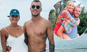 In 2010 to pursue his music. Swimming Couple Kyle Chalmers And Madison Wilson Split For A Second Time Daily Mail Online
