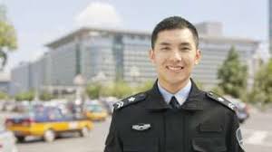 Check spelling or type a new query. Berwajah Tampan Polisi Ini Dikepung Ratusan Perempuan