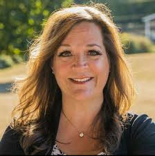 4 bed Eatonville home for sale: 643 Joy St, Eatonville, WA 98328