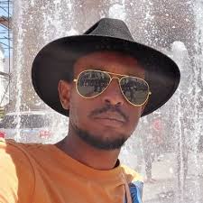 Lesley Harrington (@laharrin)