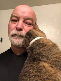 Any good independent guitar shops in Memphis?