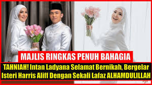 Akad nikah tidak akan terjadi jika tiada lafaz ini kerana ia tergolong dalam rukun nikah. Lafaz Akad Nikah Macam Pengacara Ramai Puji Majlis Pernikahan Intan Ladyana Harris Alif Youtube