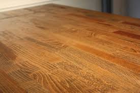 Tavolo con vetro trasparente spessore fiume blu di 1 cm. Come Costruire Un Tavolo In Legno Legno Costruire Tavolo In Legno