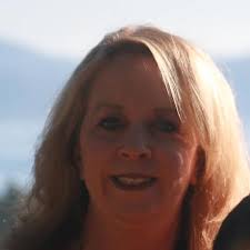 All I Want for Christmas: Knox, Maggie: 9780593328668: Amazon.com: Books