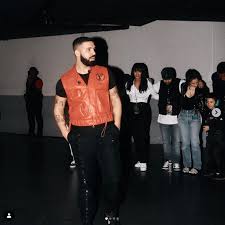 We are now waiting and a lot of aka and nelli fans are eager to get some update. Rapper Drake Tattoos Photo Of His Son Adonis On His Arm Gist Gossip