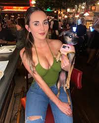 Right Hand Gal 🐶💕