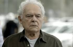 A Força do Querer: Garcia chega à casa de Heleninha, e Yuri fica assustado.  Confira o resumo da quinta