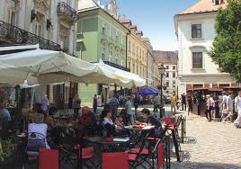 The main reasons to visit slovakia are its natural beauty, vivid history and great opportunities for relaxation (and due to the small size of the country, it is quite easy to combine all three). Slovakya Nin Baskenti Sehirleri Ve Bolgeleri Gezimanya