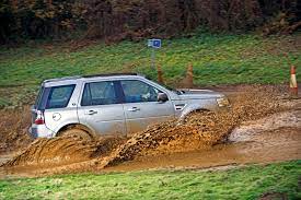The second press unlocks the passenger doors and the taildoor. Used Car Buying Guide Land Rover Freelander 2 Autocar