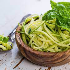 Receta Espaguetis De Calabacin Con Champinones Y Edamame Salteados