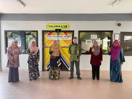 Melambangkan sesuatu yang cukup berharga. Kolej Vokasional Gombak Beranda Facebook