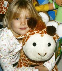 Local News: Christmas giving tends toward practical (12/19/08)