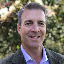 Bret Evans's Instagram, Twitter & Facebook