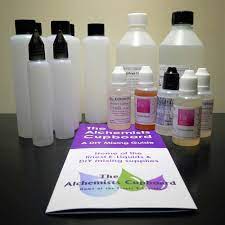 Liquid barn's diy starter kit review. Gold Diy E Liquid Mixing Kit The Alchemists Cupboard