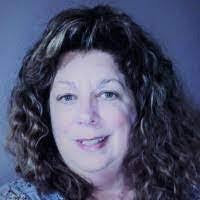 Vanessa Deatherage's Instagram, Twitter & Facebook