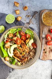 Bol De Quinoa Au Poulet Caramelise Miel Moutarde Emilie Murmure Recette Poulet Caramelise Bol De Quinoa Recettes De Cuisine