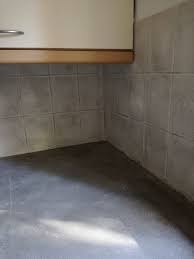 tegels en aanrecht verven betonlook muur keuken tegels interieur