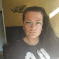 30+ 'Lesley Anne' profiles