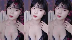 Yule_.0.03 Beautiful Asian Model With Perfect Round Tits Video