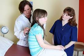 Ensuite,en quoi consiste le concours,il y a l'oral et l'écrit? Aide Soignante Interview D Un Professionnel Par L4m