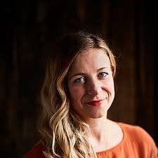 Kay Plunkett's Instagram, Twitter & Facebook