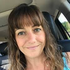 Lindsey Dye's Instagram, Twitter & Facebook