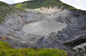 Video asal mula gunung tangkuban perahu. Melihat Kawah Gunung Tangkuban Parahu Menelusuri Legenda Sangkuriang Your Bandung