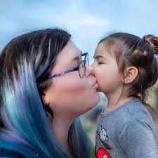 I was so excited to photograph sweet little Malika and her mom & dad today!  I just love this beautiful family. :)