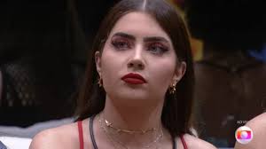 Débora Klein (@deklein_)