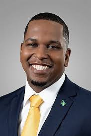 Robin Ransom's Instagram, Twitter & Facebook