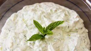 Cacik Turkisches Tzaziki Der Kochdichturkisch Blog Rezept Turkische Kuche Rezepte Turkische Vorspeisen