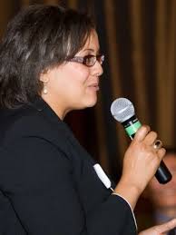 MILLS COLLEGE hosts dinner honoring Dr. Mark Yudof