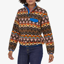 Other technical fleeces aren't as thick but still relatively thin and can produce a generous amount of warmth and thermoregulation. Patagonia Women S Lightweight Synchilla Snap T Fleece Pullover Womens Clothing From Cooshti Com