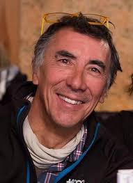 Amazon.com: Une histoire d'échecs: La vie chaotique d'un alpiniste (French  Edition) eBook : Saunders, Victor, Fowler, Mick, Vola, Eric, Thévenot, Marion,  Saunders, Victor: Tienda Kindle