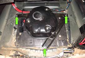 The battery in bmw e53 x5 models is located in the center of the luggage compartment. Bmw X5 Battery Replacement And Connection Notes E53 2000 2006 Pelican Parts Diy Maintenance Article