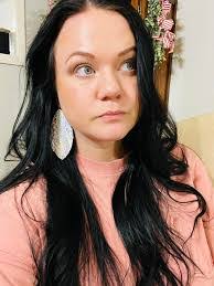 Jessica Mozingo's Instagram, Twitter & Facebook