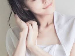 エメリルのヘアオイルって薬局やドンキでは売ってないですか 店頭で最安値で買えませんか 厳選 人気のq aまとめ ヘアオイル ヘアケア プチプラ