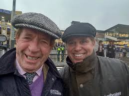 Happy Birthday to @leonnamayor 🤩🎂🥳 Another year more fabulous and what a  lucky lady to be spending it with Tommo 😂 @newcastleraces #RacingLeague