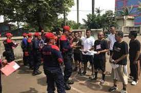 Setiap makhluk yang bernyawa pasti akan mengalami sesuatu yang disebut ajal. Sekarang Jadi Phl Pemadam Kebakaran Juga Ada Tesnya Halaman All Kompas Com