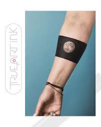 We would like to show you a description here but the site won't allow us. Y NghÄ©a Hinh XÄƒm Vong Tay XÄƒm Hinh Vong Tay Hinh XÄƒm Vong Tay Ä'áº¹p 2021 True Art Ink