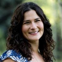 Lauren Bronson's Instagram, Twitter & Facebook