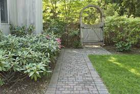 First, the necessity for weed and till is reduced because the plants aren't sowed directly into the bottom. Landscaping Ideas For Side Yards